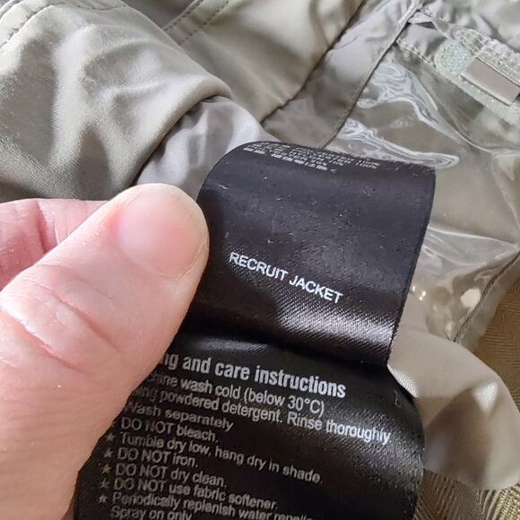 Burton Dryride Durashell Recruit Insulated Jacket in Khaki Size Large - Picture 2 of 16